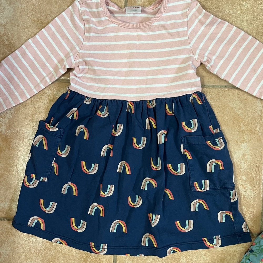 4T Hanna Andersson long sleeve dress bundle- rainbows and stripes and florals - Picture 4 of 5